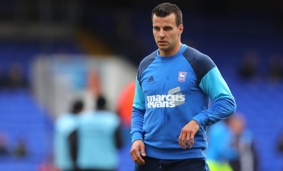 Taylor and Knudsen Out for Season - Ipswich Town News - Vimarsana News