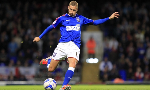 Edwards: Studs are Sharpened for Lee! - Ipswich Town News - Vimarsana News